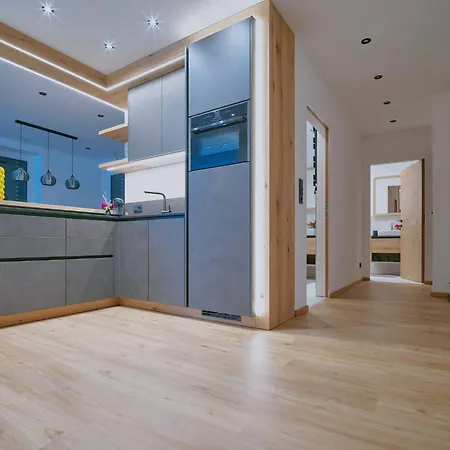 Blackstyle - 3br & Terrace *